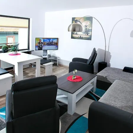 Ferienwohnung Brunnenbach * برونلاغ